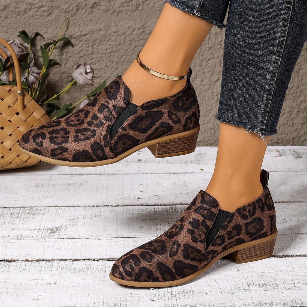 2025 foreign trade large size single shoes new leopard print light mouth one pedal women's shoes low heel grandma shoes pointed thick heel fashion