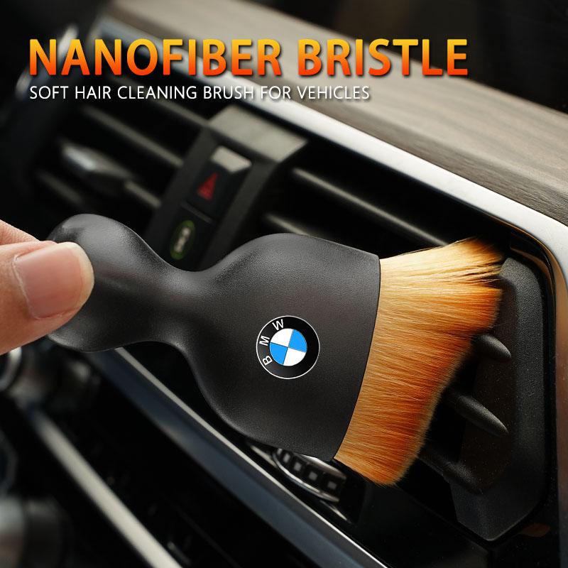 1PCS Car Interior Cleaning Tools Elliptical Soft Wool Brush Keychain For BMW X1 X2 X3 X5 X4 X6 X7 iX3 F20 F10 F07 E70 E46 E90 E9