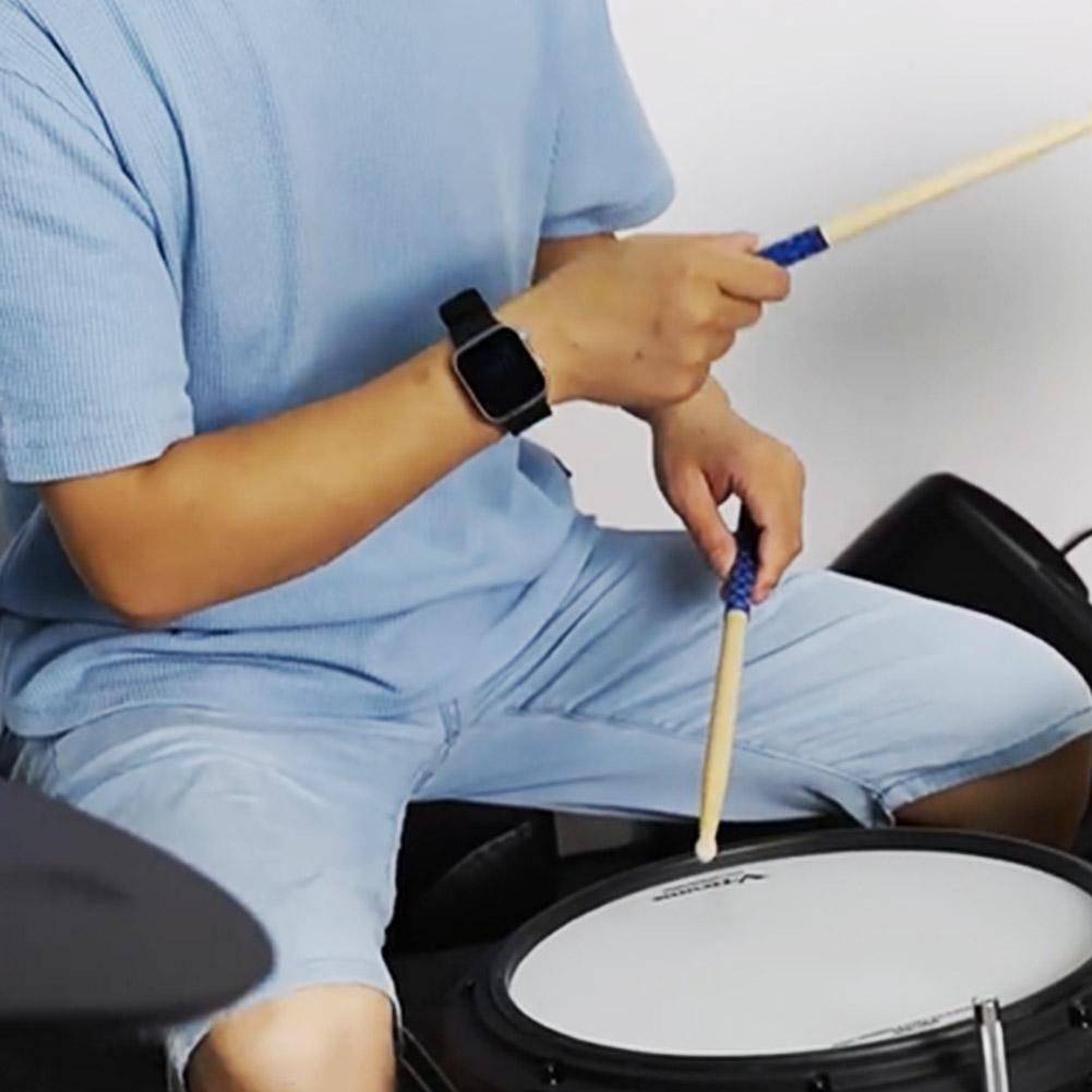 Vibrating Metronome Watch, Wearable Metronome for Guitar Violin Piano Drum Practice, Workout Tempo Trainer with Adjustable Strap