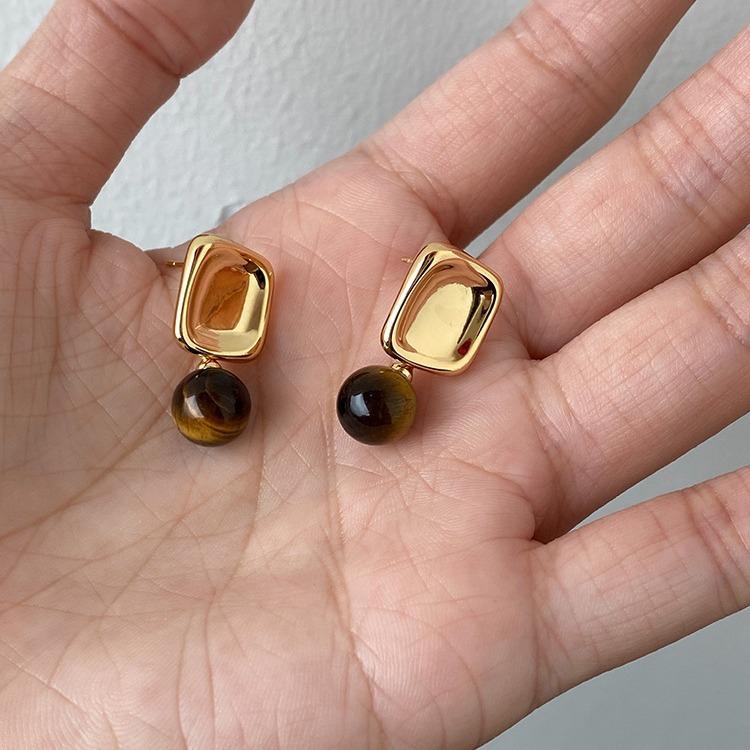 2024 New Europe Style Geometric Metal Tiger Eye Stone Earrings For Women Personality Drop Earrings Jewelry Gift