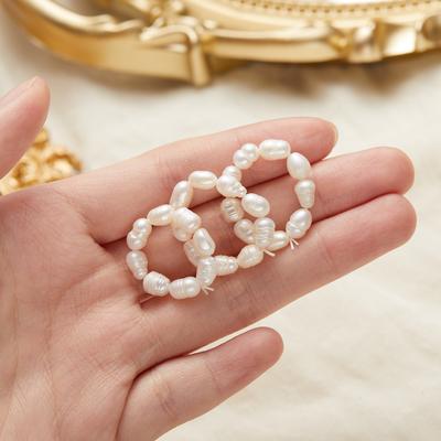 Kpop Sevimli Çok Boncuklu İmitasyon İnci Renkli Kristal Ayarlanabilir Halat Zincir Yüzükler Kadınlar İçin Sürekli Daire Minimalist Yüzük
