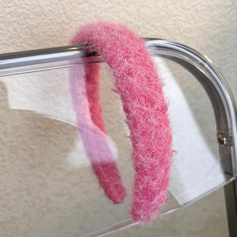 

Новая Ретро Имитация Кашемира Широкая Повязка на Голову для Женщин Девушек Сладкая и Универсальная Плюшевая Повязка для Волос Обруч для Волос Модные Аксессуары для Волос