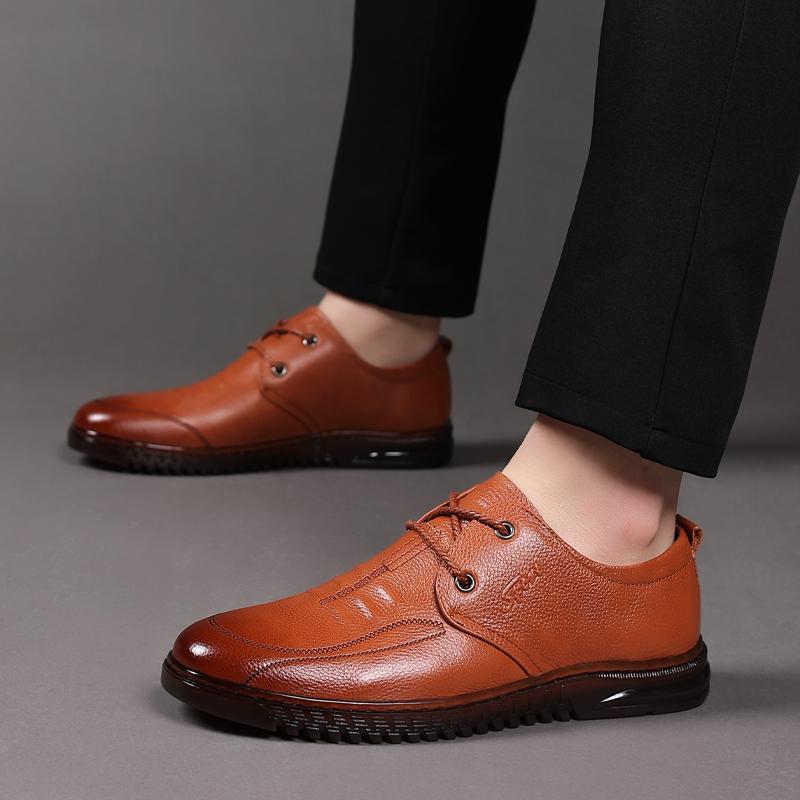 2025 Handcrafted Mens Oxford Shoes Genuine Calfskin Leather Brogue Dress Shoes Classic Business Formal Shoes Man four seasons