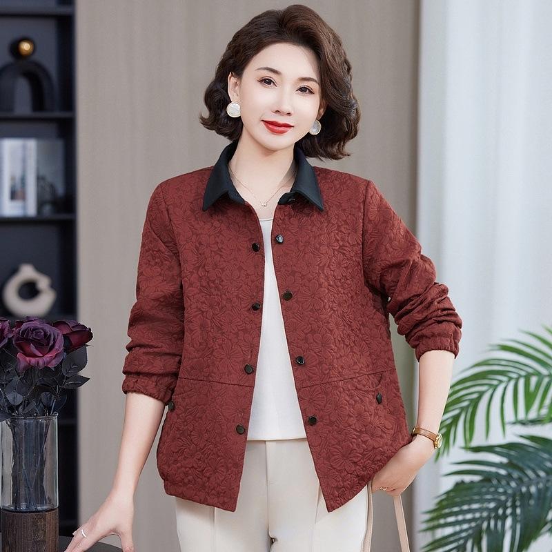 2026 Stylish Women's Lapel Jacket - Fashionable Slimming Shirt for Middle-Aged Moms