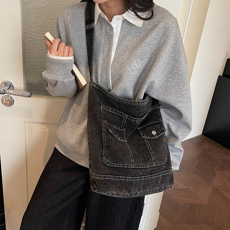Vintage Large Capacity Denim Tote Bag Women's Shoulder Bag Commuter Crossbody Bag