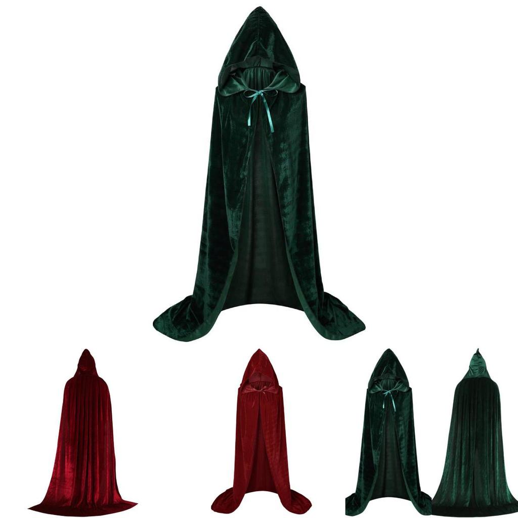 Unleash Your Inner Witch With The Hocus Pocus2 Hooded Cape For Kids!