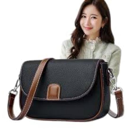 AKSUTI Damen Quadratische Umhängetasche, PU-Leder, kleine Schultertasche