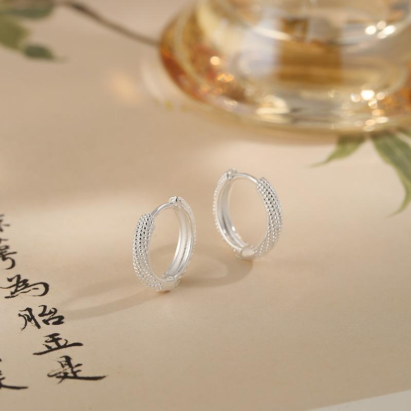 Temperament Twist Earrings Women's Niche Minimalist Personality High-end 100% Match INS Style Office Casual Daily Fashion Jewelry