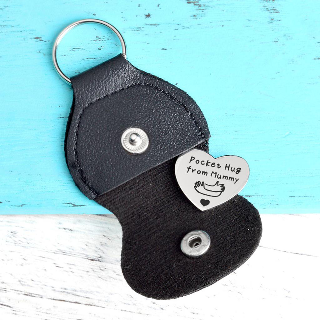 PU Cover Heart Keychain Stainless Steel Keychain Little Pocket Hug from Mom Keyring for Women Girl Party Ornament