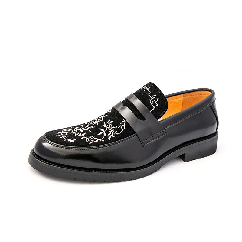 Model Fashion Show Raw Casual Shoes Large Size Frosted Leather Embroidered Leather Shoes