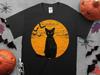 Vintage Scary Halloween Black Cat Costume Retro Moon Cat Mom Unisex T-Shirt