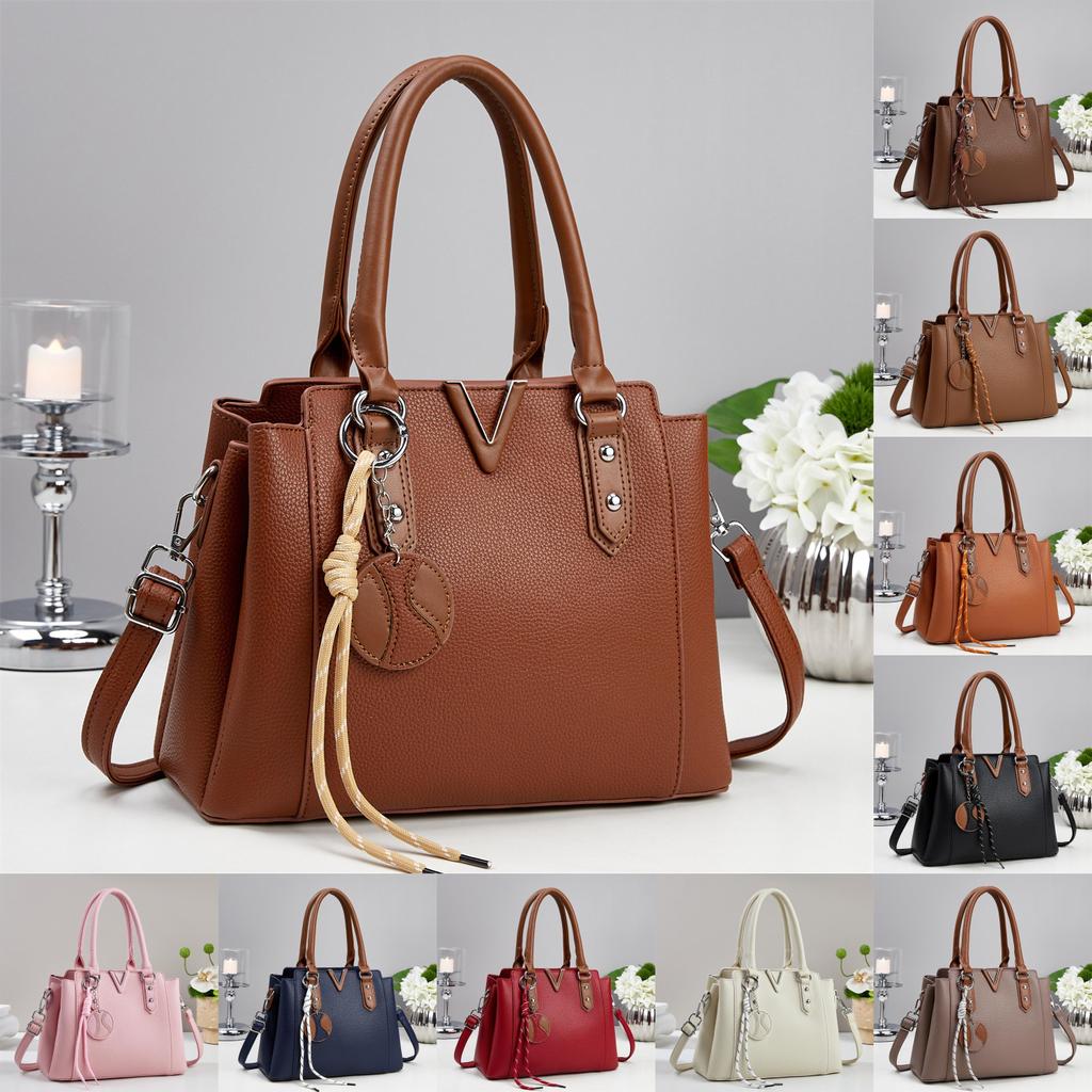 Stylish Ladies Handbag Made Of Pu With Zipper Closure For Office Use