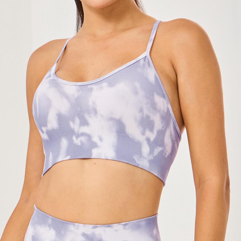 DARCSPORT Women's Seamless Wolf Print Fitness Set (Bra, Shorts, Pants)