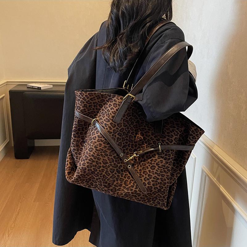 Women's Soft Large Capacity Leopard Shopper Shopping Bag New Travel Casual Shoulder Bag Handbags and Purses CLE
