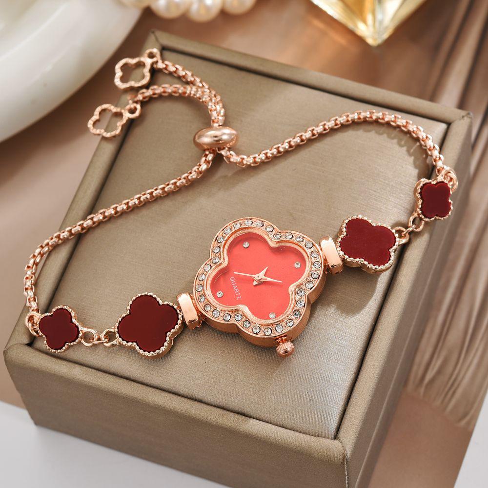 Pulling Four Leaf Clover Bracelet Watch for Women, Green, High Fashion, Exquisite Watch