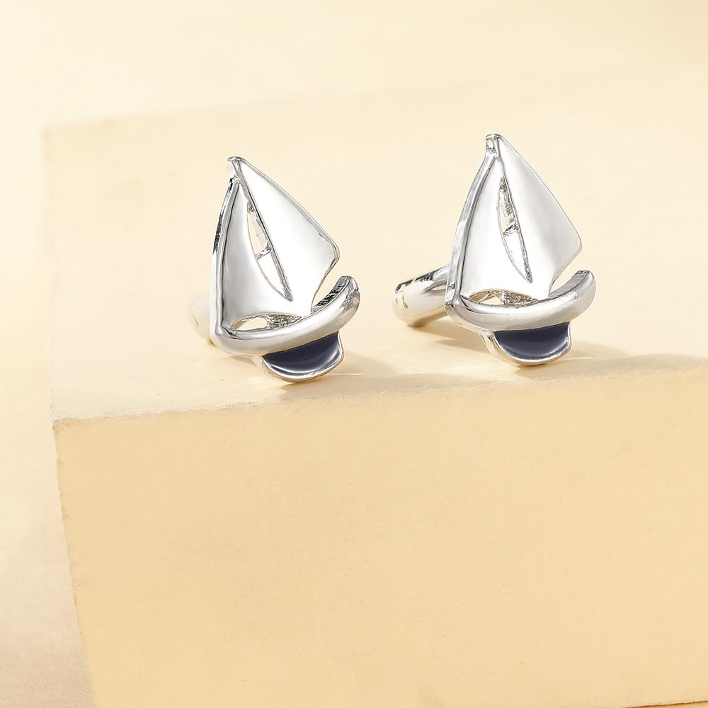 Sports Mens Sailboat Shaped Cufflinks Personality Sailing Boat Design Sleeve Button Father's Day Gift