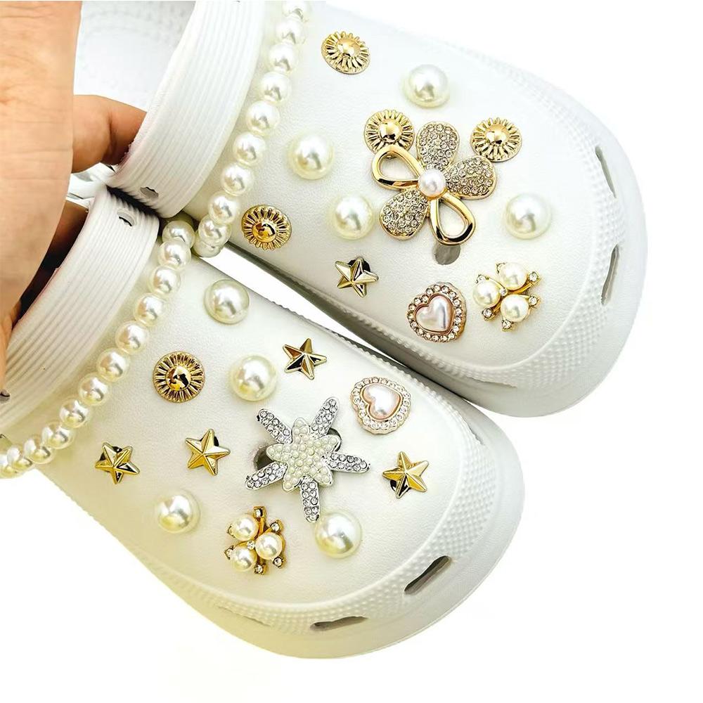 24/26PCS Fashion Shoe Charms Set Accessories Hole Shoe Buckle Golden Rhinestone Flower Pearl Chain DIY 3D Shoes Decorations Gift