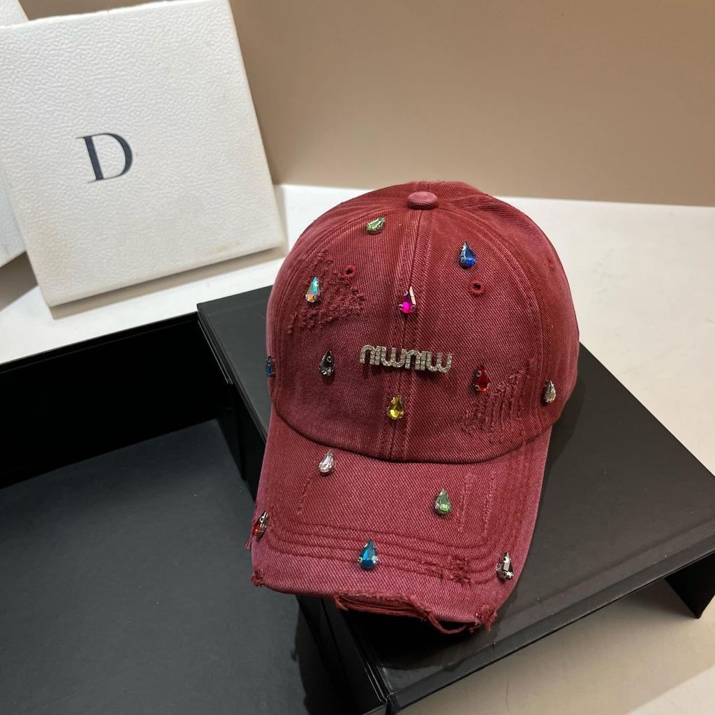 Heavy Industry Light Luxury Color Rhinestone Min Baseball Cap, Personalized Niche Hole Washed Sports Cap