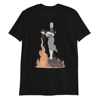 Wiedźma Zapalająca Papierosa Podczas Spalania Na Stosie Koszulka Osobowość Postawa T-shirty Mężczyźni Kobiety Unisex Graficzny Nadruk Y2K Retro Harajuku Graficzny