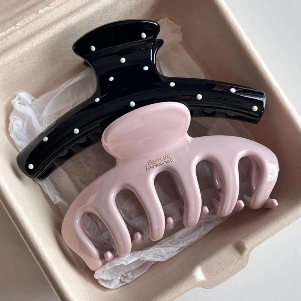 2025 High-End Autumn/Winter Polka Dot Large Shark Clip Hair Accessory for Women