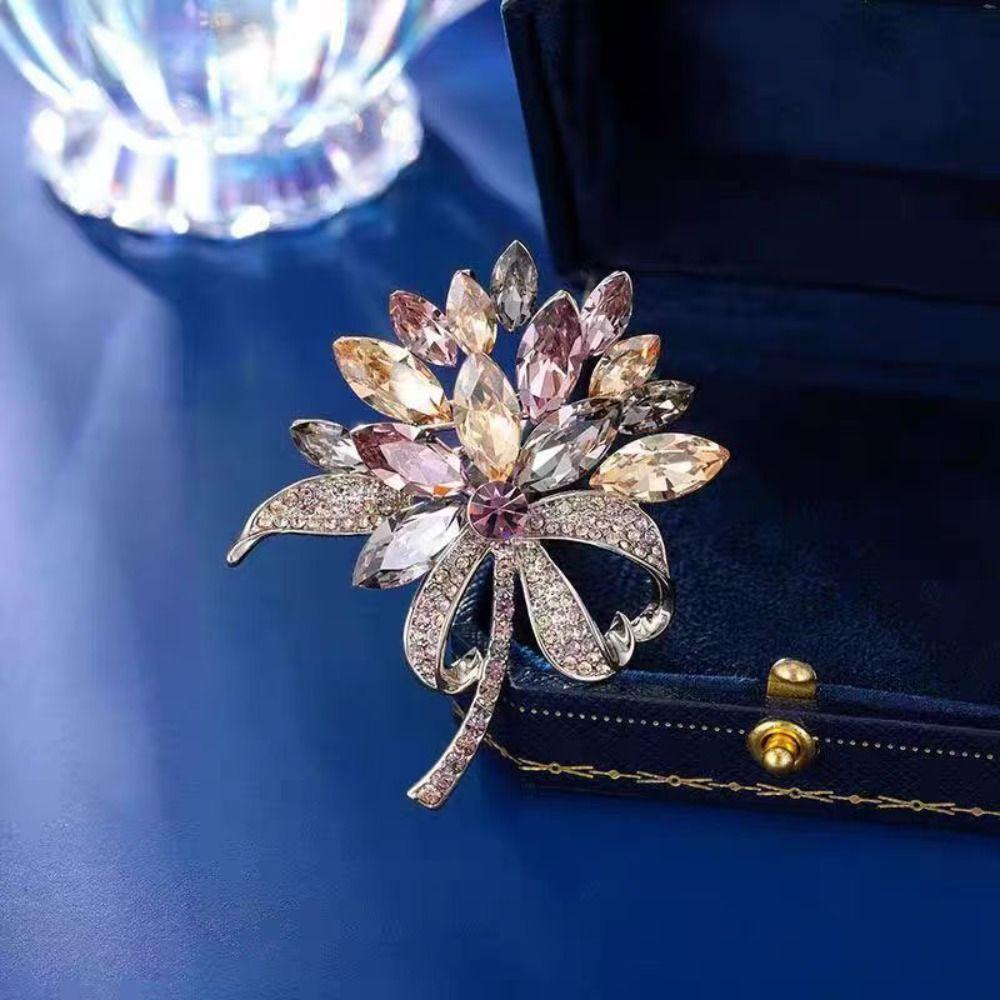 Sparkly Rhinestone Bouquet Brooches Elegant Crystal Brooch Pin Zircon Jewelry Accessory  Women