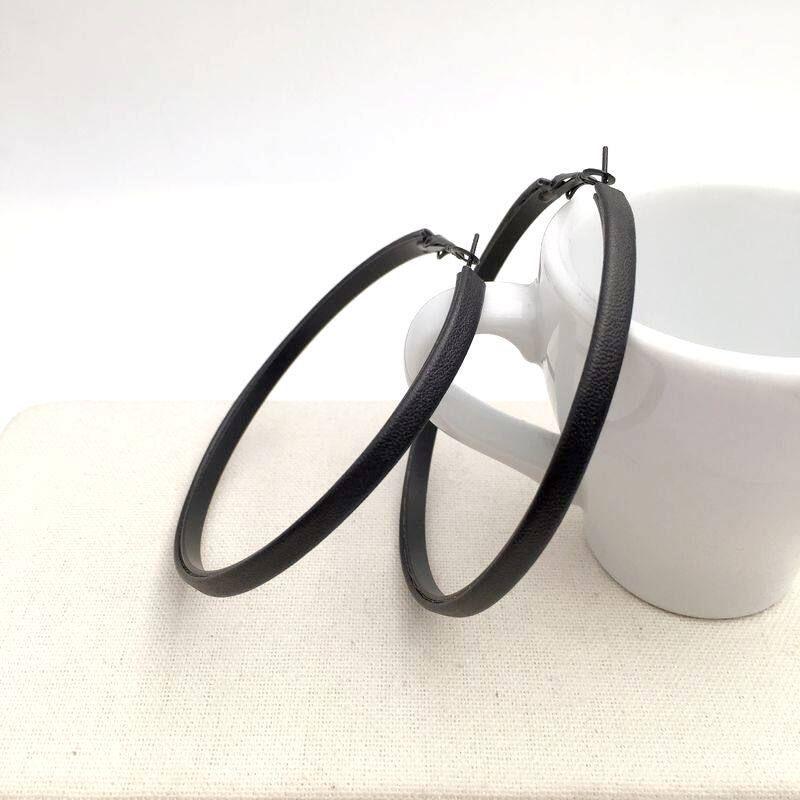 Matte Black Leather Big Hoop Earrings Exaggerated Ear Ring Female Circle Elegant South Korea Simple Personality Fashion