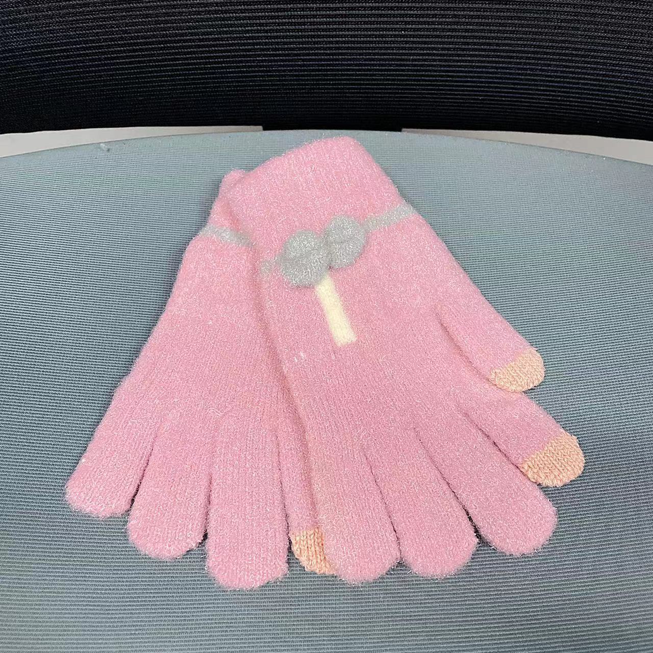 

Gloves for Women In Winter Cute Little Panda Plus Velvet Warm and Cold Riding Student Windproof Touch Screen In Winter average size