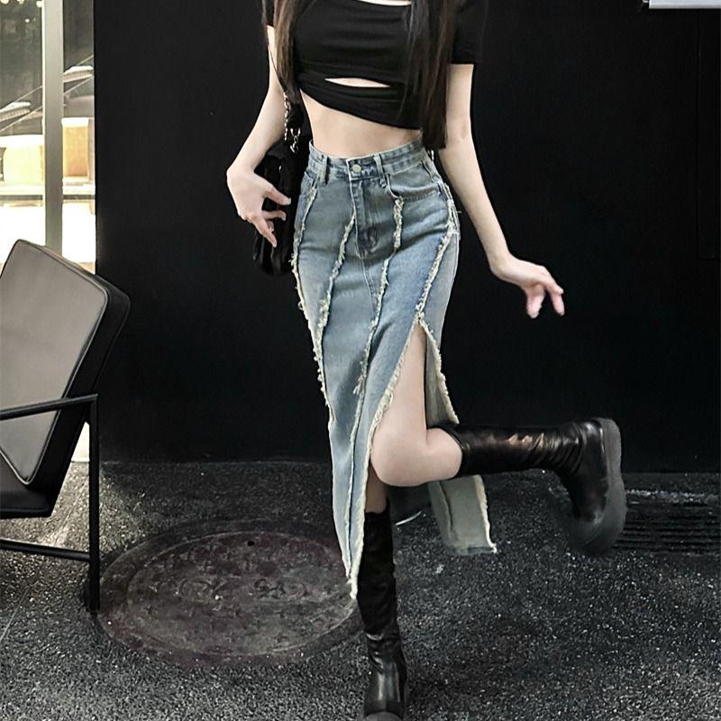 2023 Women's A-Line High-Waisted Blue Denim Midi Skirt with Slimming Slit and Large Hem
