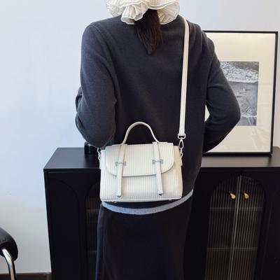 Foreign Style Hand Carry Shoulder Bag 2025 New Trendy Women's Bag Retro Solid Color Messenger Bag Versatile Women's Bag Casual Small Square Bag