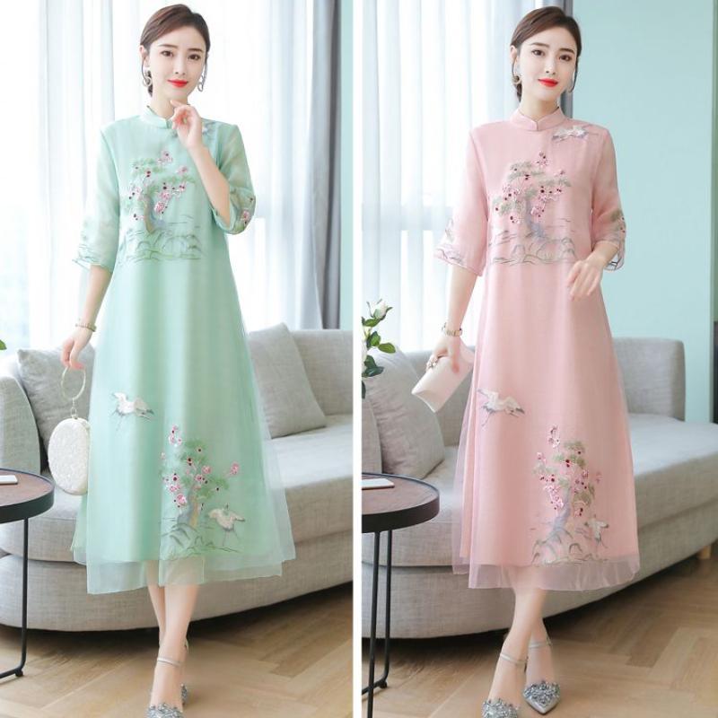 Women Cheongsam Improved Dress Retro Elegant Embroidery Long Dresses Floral Party Dress Chinese Female High Quality Clothing