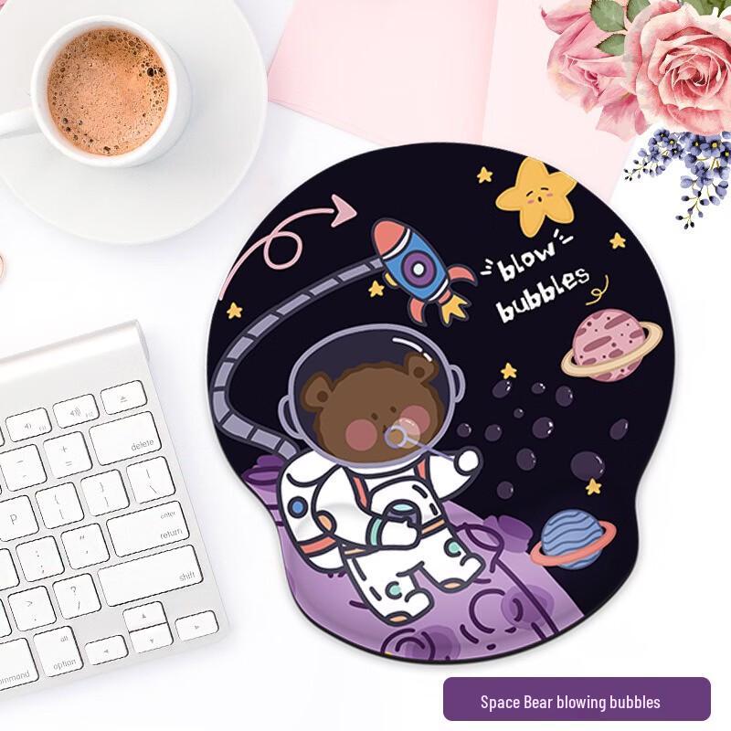 

Fumaide Space Bear Ergonomic Mouse Pad