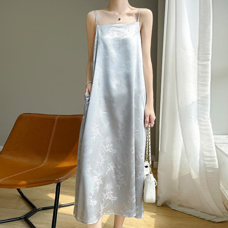 Women's Spring/summer Silk Satin Halter Mid-length Dress Loose-fitting with An Elegant Commuter Dress