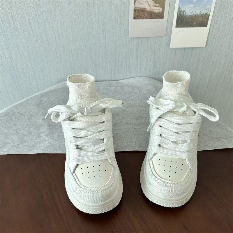 Retro Denim Blue Men's Skateboard Shoes Fashion Low-top White Shoes Designer Couple Casual Sports Shoes Zapatillas Para Hombre