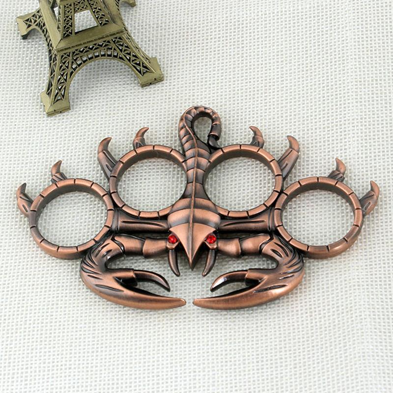 Punk Style Anti-Attack Ring For Men Lobster Claw Design Large 4-Hole Connected Ring Fashionable Jewelry Accessory