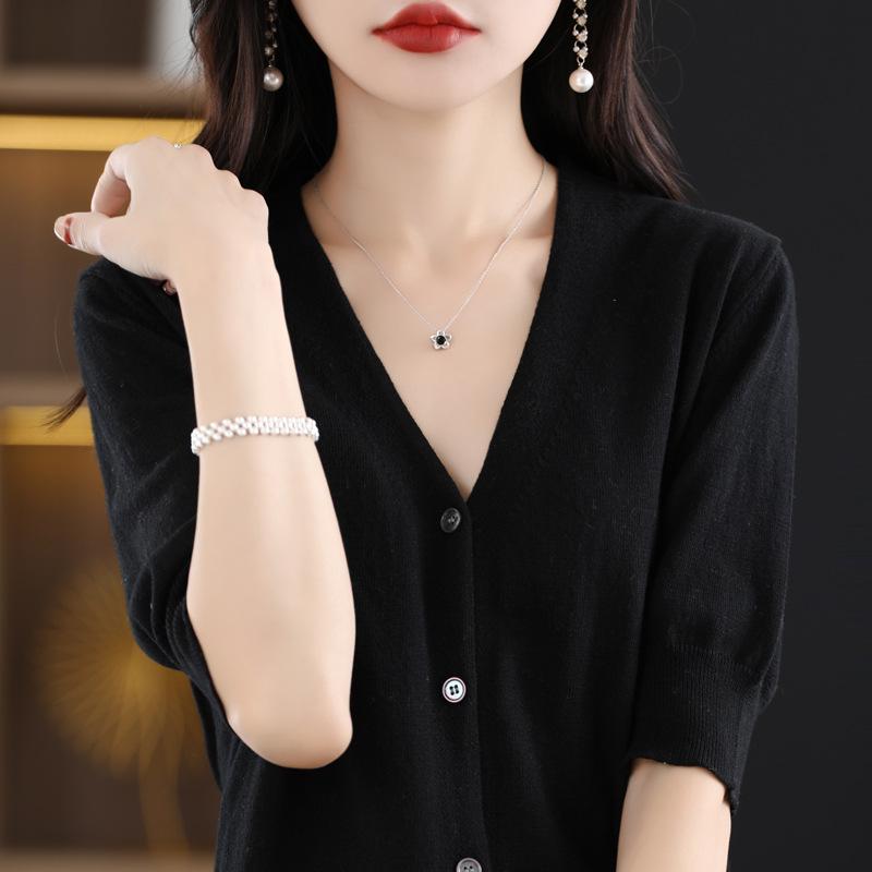 V-neck Short-sleeved Cardigan for Women In Summer New Loose Thin Cotton Mid-sleeved Knitted Top Half-sleeved T-shirt