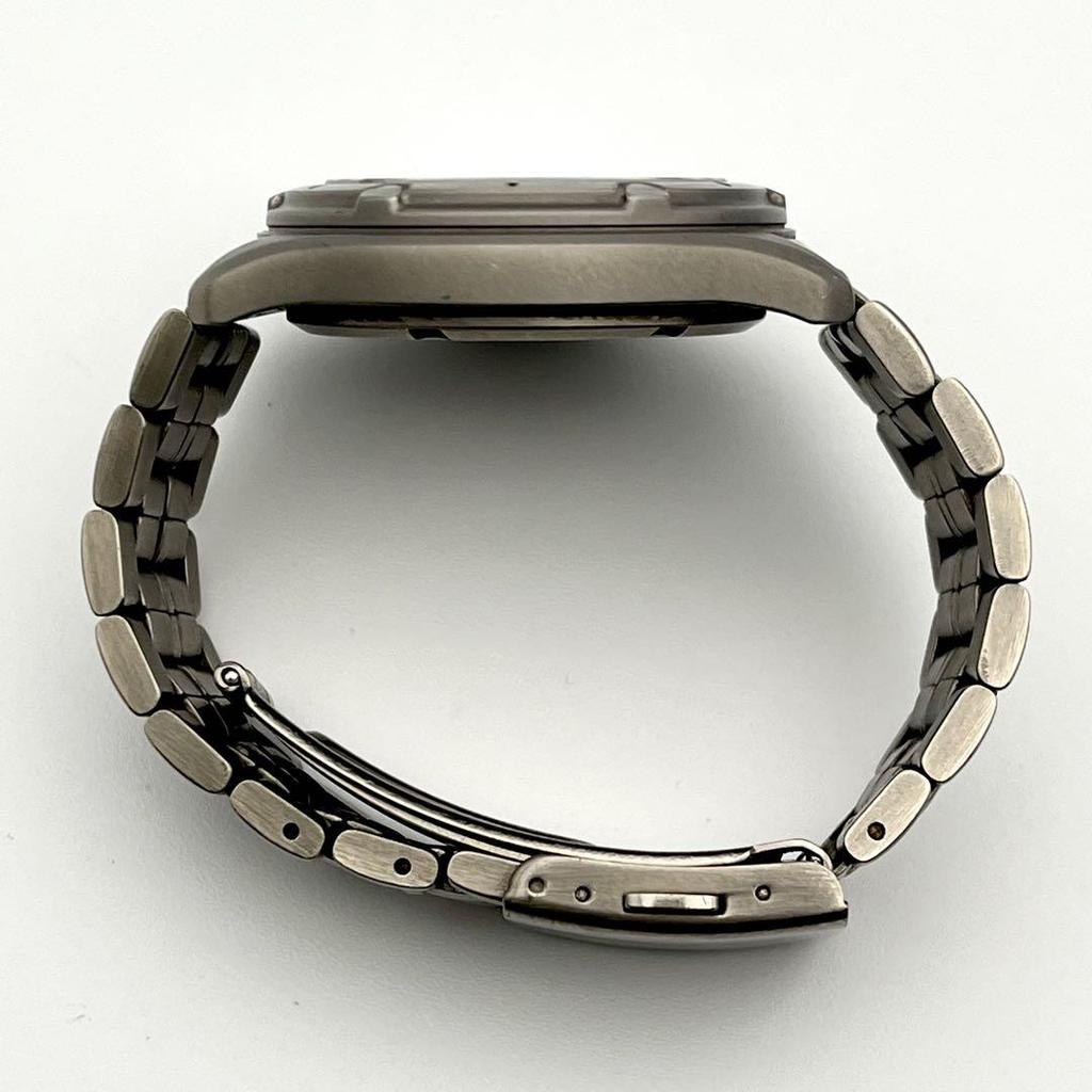 [USED] Working SEIKO SOLAR TITANIUM Chronograph Watch with Blue Dial