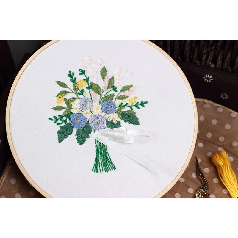 1Pc European Style Floral Aesthetic DIY Embroidery Needle and Thread Bamboo Embroidery Frame English Kit for Embroidery Hobbies Beginners
