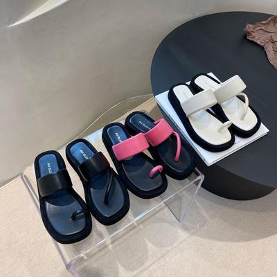 Niche Design Sense Thick Bottom Toe Cool Slippers Women's Summer 2025 New Irregular Set of Toe Outer Wear Flip-flops