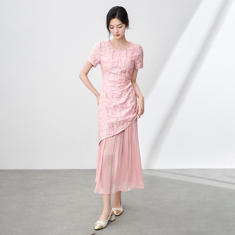 

Китайское романтичное платье-жаккард с вышивкой бисером в виде бабочек - Летний стиль Small розовый