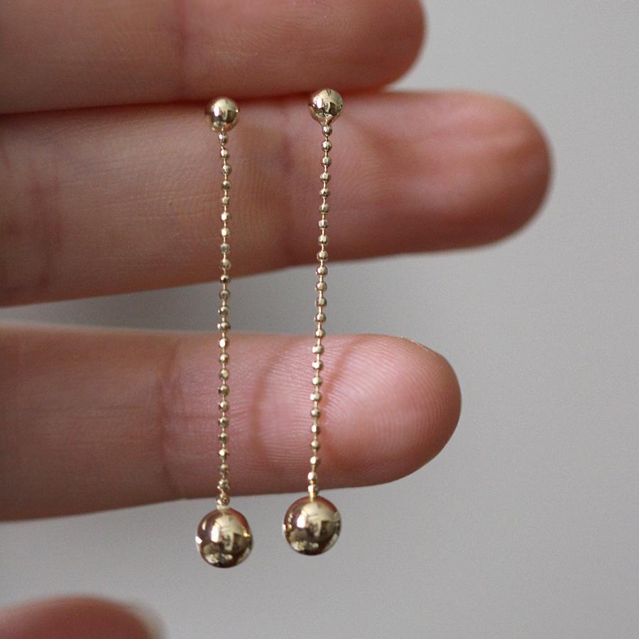 

Doudou S925 Sterling Silver Tassel Earrings: Versatile Medium-Long Gold Ball Design for Women. Sterling Silver (925)