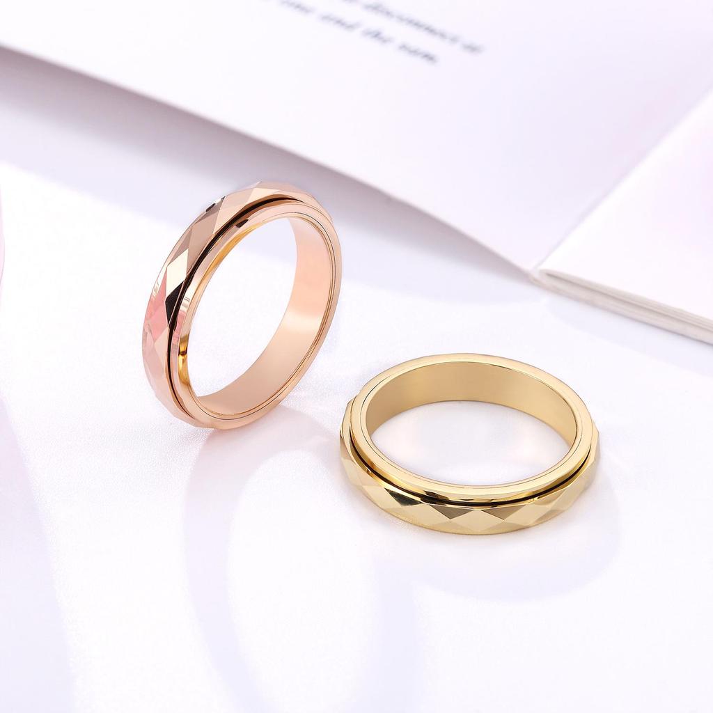 Elegant Tungsten Steel Spinning Ring: Women's Non-Fading Good Luck Accessory
