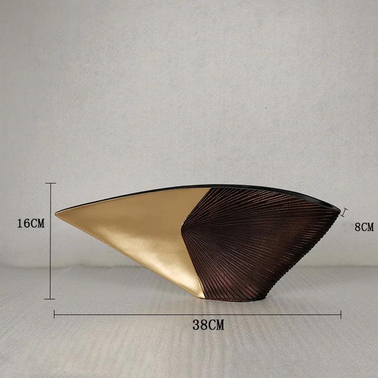Creative Nordic style Resin vase modern abstract Fan-shaped vase Decoration crafts Home Decorations Dried flowers