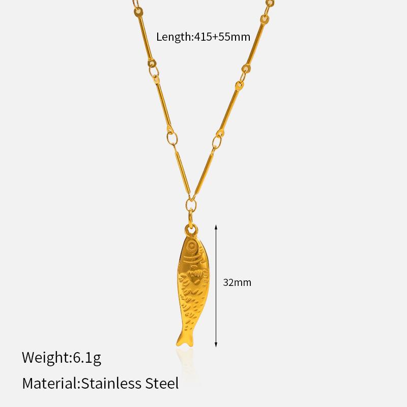 Small fish pendant gold stainless steel collarbone chain high-end light luxury niche personality titanium steel necklace