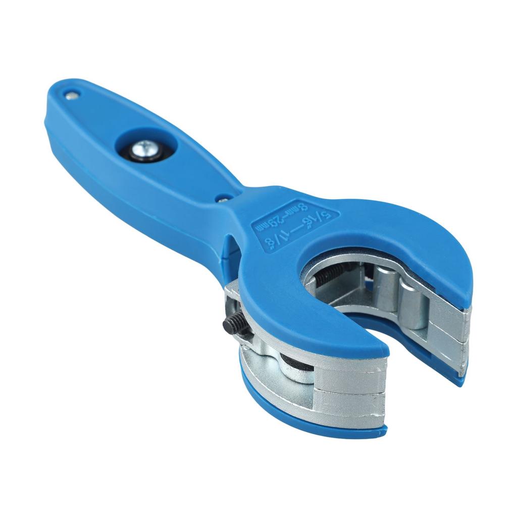 Simplified For Cutting Process Ergonomic Handheld Ratchet Pipe Cutter Tailored to Fit in Confined Spaces with Ease