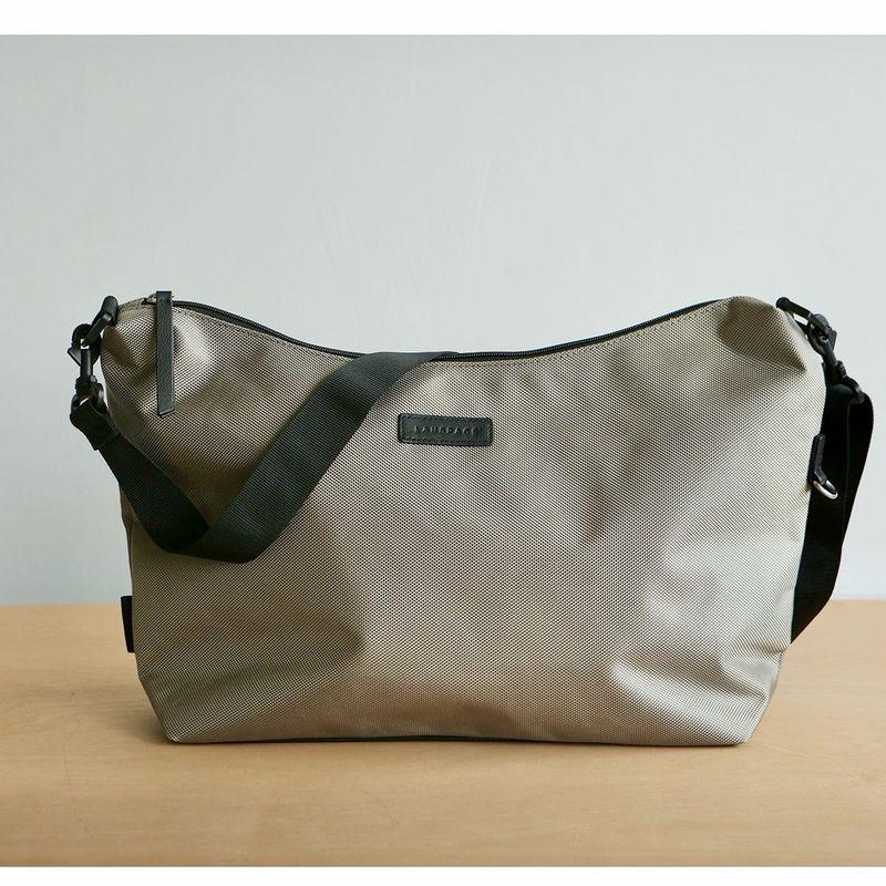 

Lanspace Мужская спортивная нейлоновая сумка через плечо, сумка кроссбоди, большая сумка на плечо, большая вместимость, мужская сумка, дорожная сумка, сумка для спортзала Shallow khakis