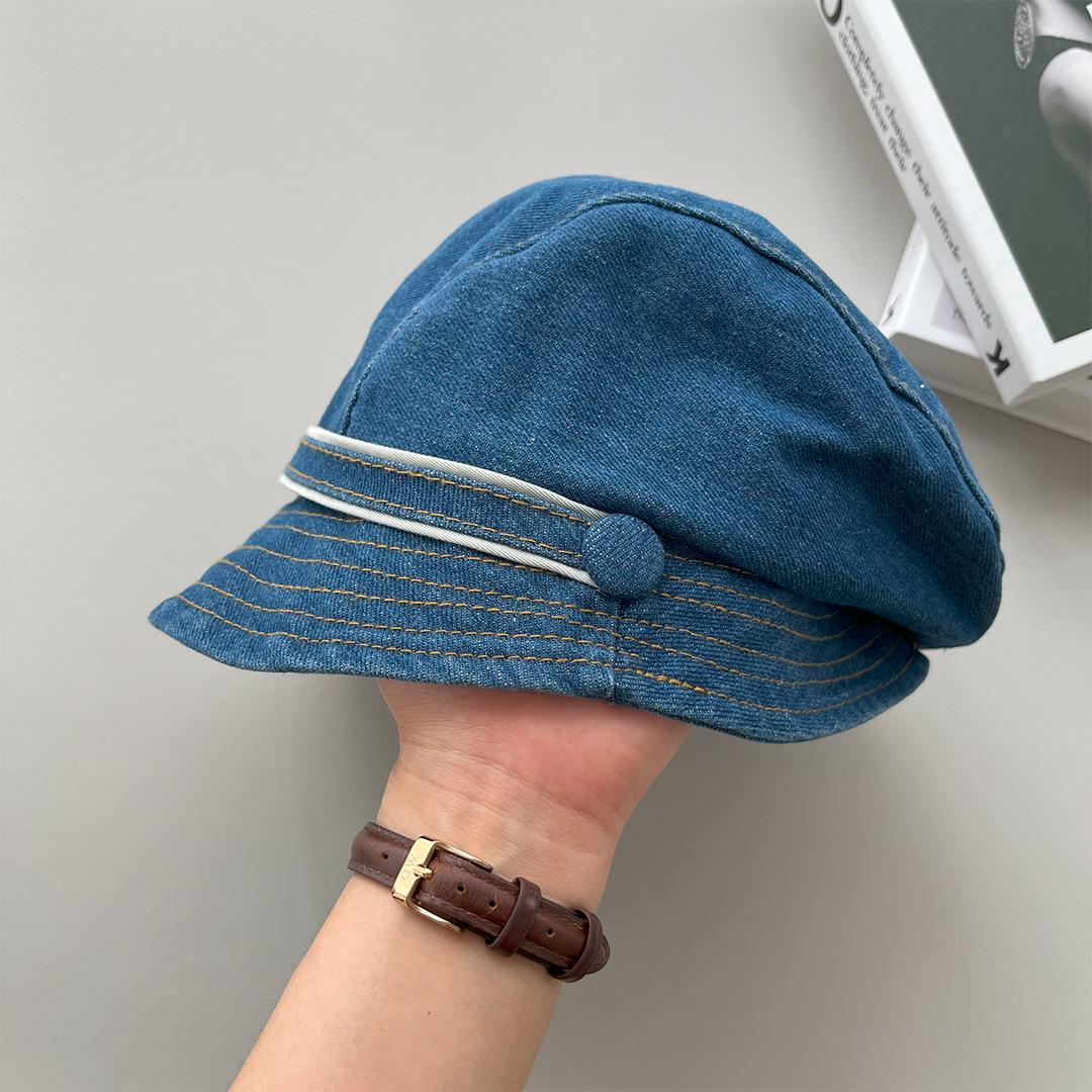 

Women s British-Style Duckbill Beret, Short Brim, Solid Color, Retro Japanese Design, Autumn/Winter Fashion. M (56-58 cm) світло-синій колір