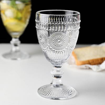 300ml Kelch Ins Style Cocktailglas Hochfußbecher Geprägtes Sonnenblumenmuster Wasserbecher Saftbecher Kaffeetasse für Küche Bar