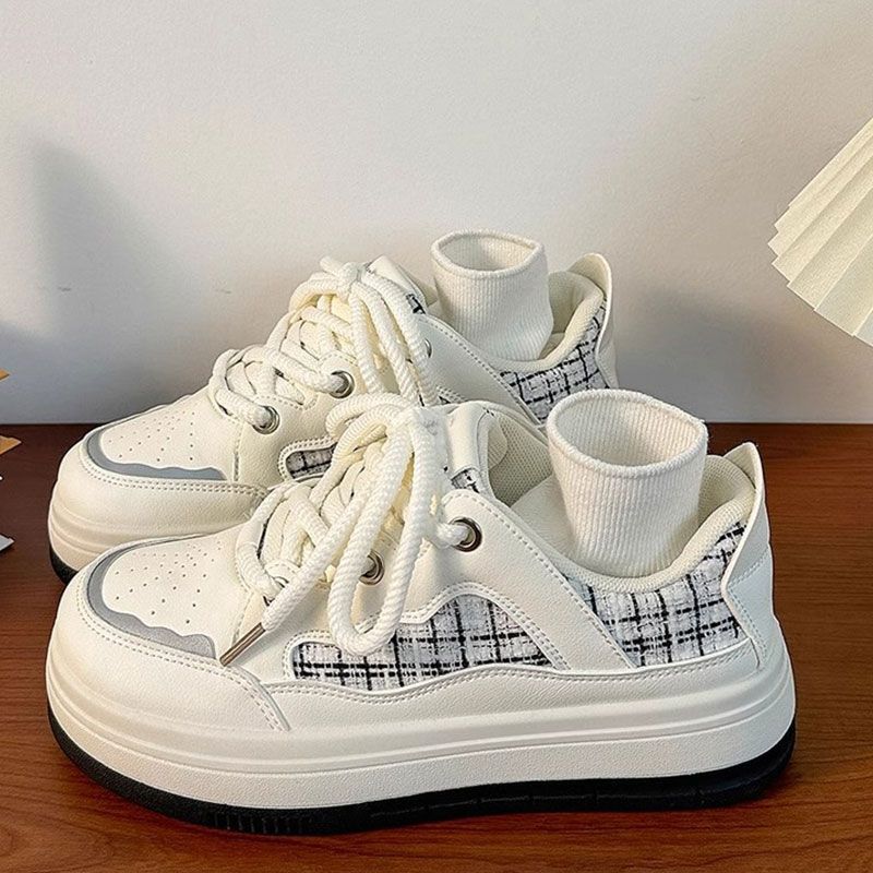 

Shoes for women s spring and autumn with skirts, new thick-soled versatile board shoes, casual sports, little white shoes for women 40