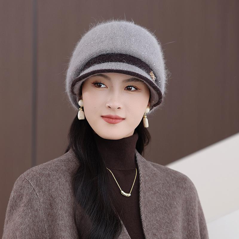 Elegant Beret Women's Autumn and Winter Double-layer Wool Hat Thermal Ear Protection Mother Knitted Hat