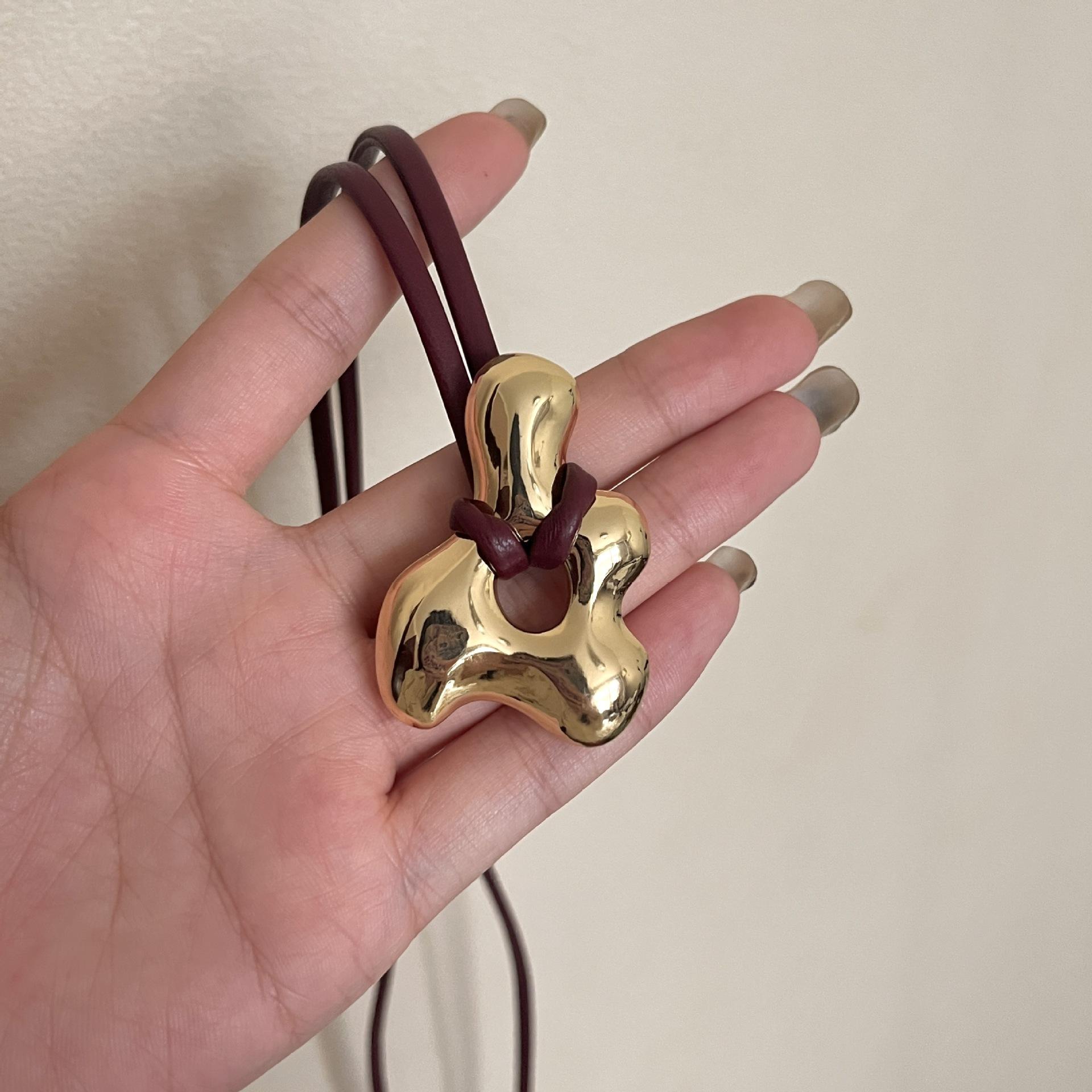 Нишевое ретро ажурное ожерелье с подвеской в японском и корейском стиле минимализма кожаная веревка регулируемая цепочка для свитера аксессуар